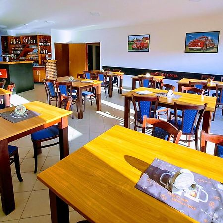 Hasicsky Hotel Přibyslav Εξωτερικό φωτογραφία