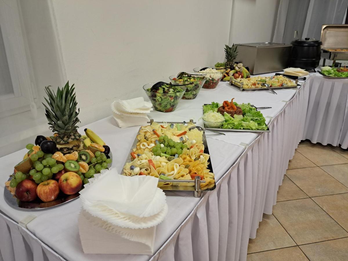 Hasicsky Hotel Přibyslav Εξωτερικό φωτογραφία