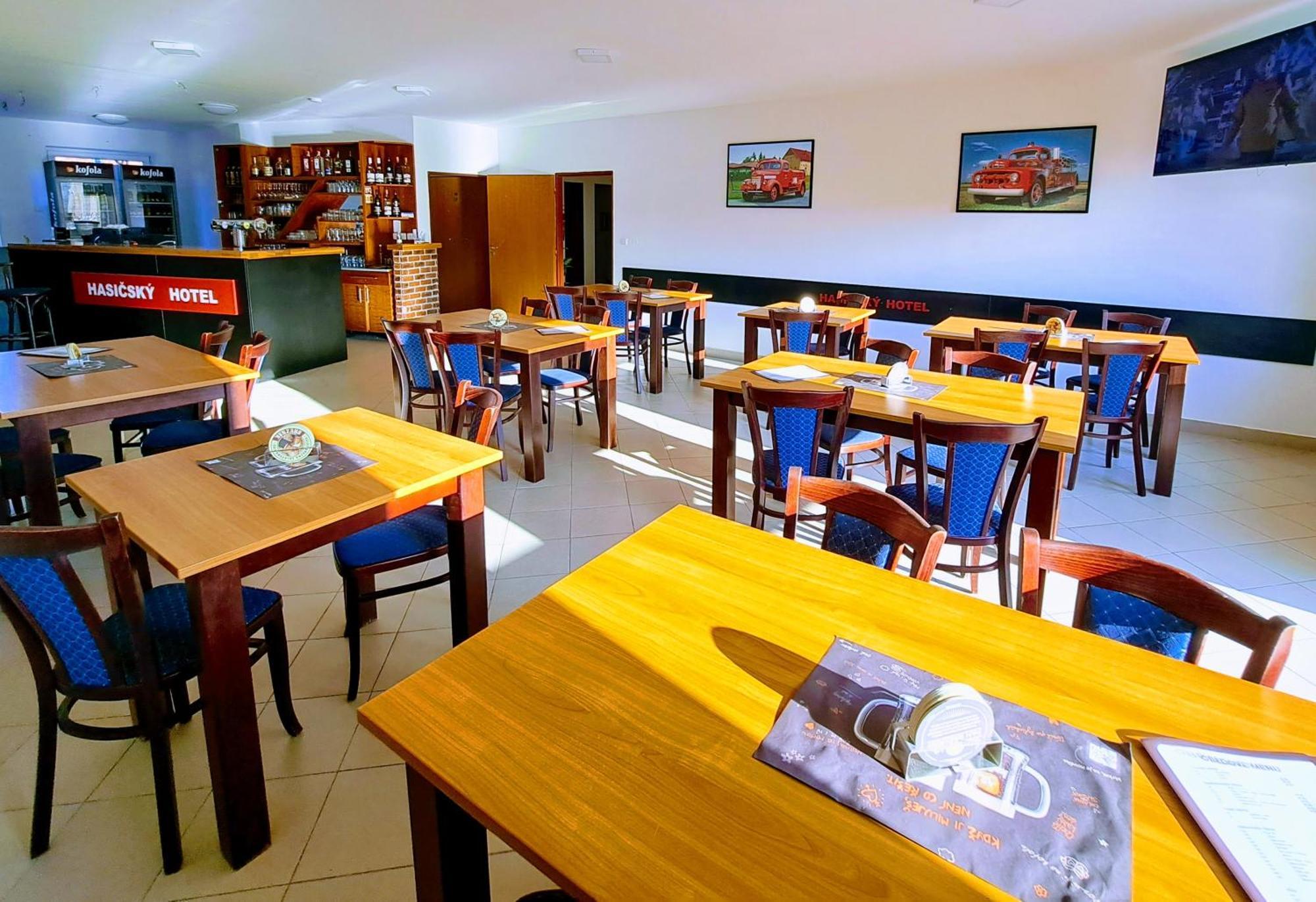 Hasicsky Hotel Přibyslav Εξωτερικό φωτογραφία
