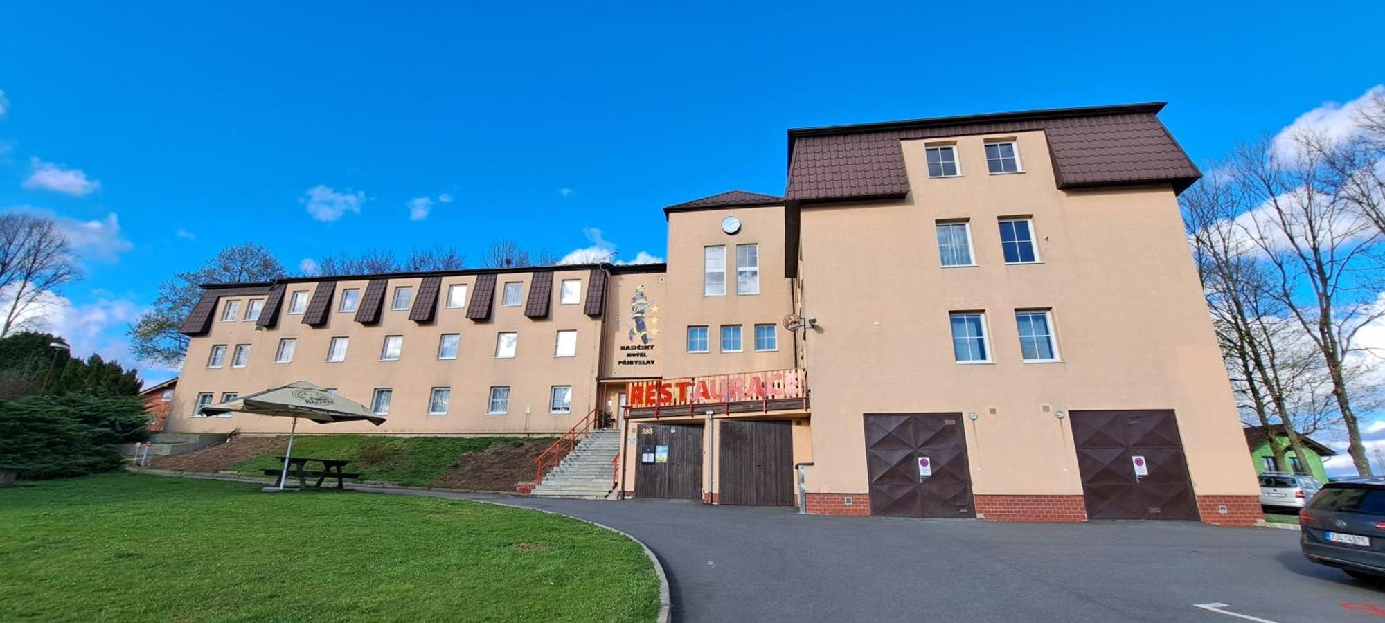 Hasicsky Hotel Přibyslav Εξωτερικό φωτογραφία